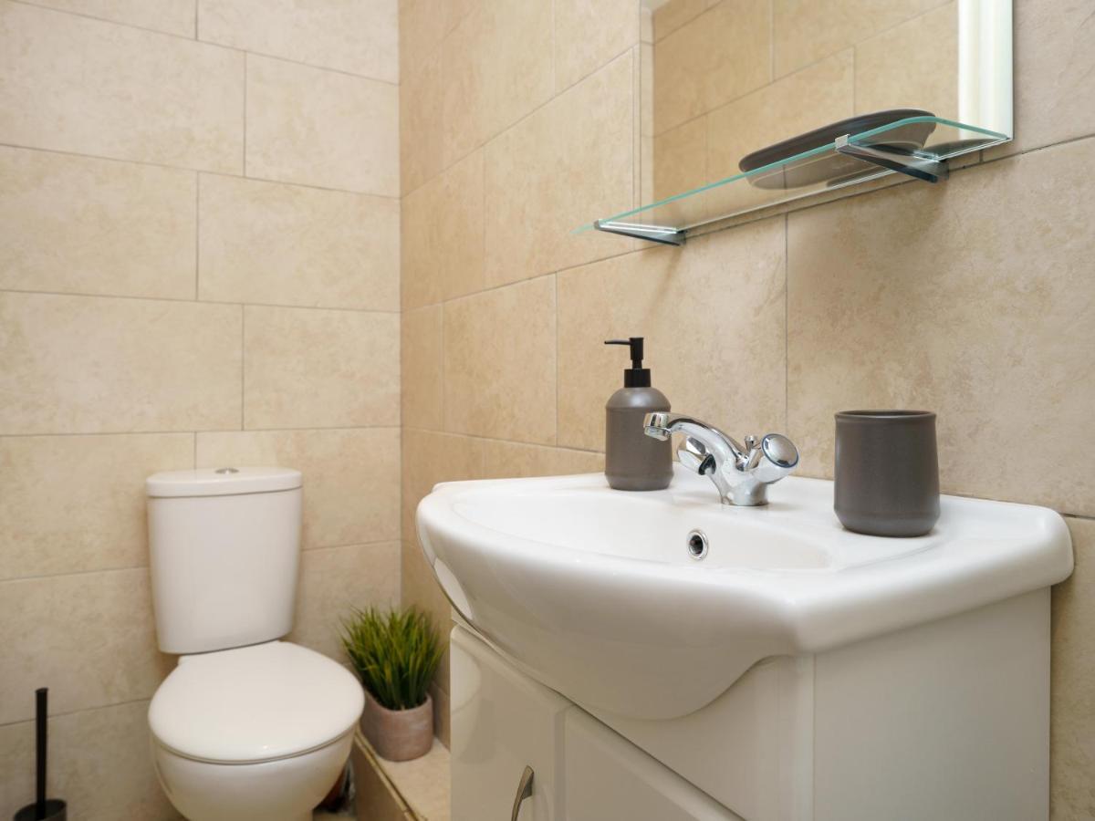 Kensington Nest Serviced Studio 2 Apartament *